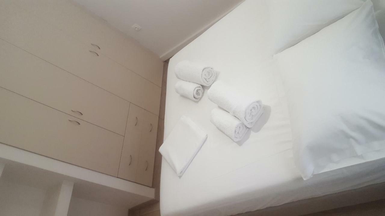 Erato Apartment 伊拉克利翁 外观 照片